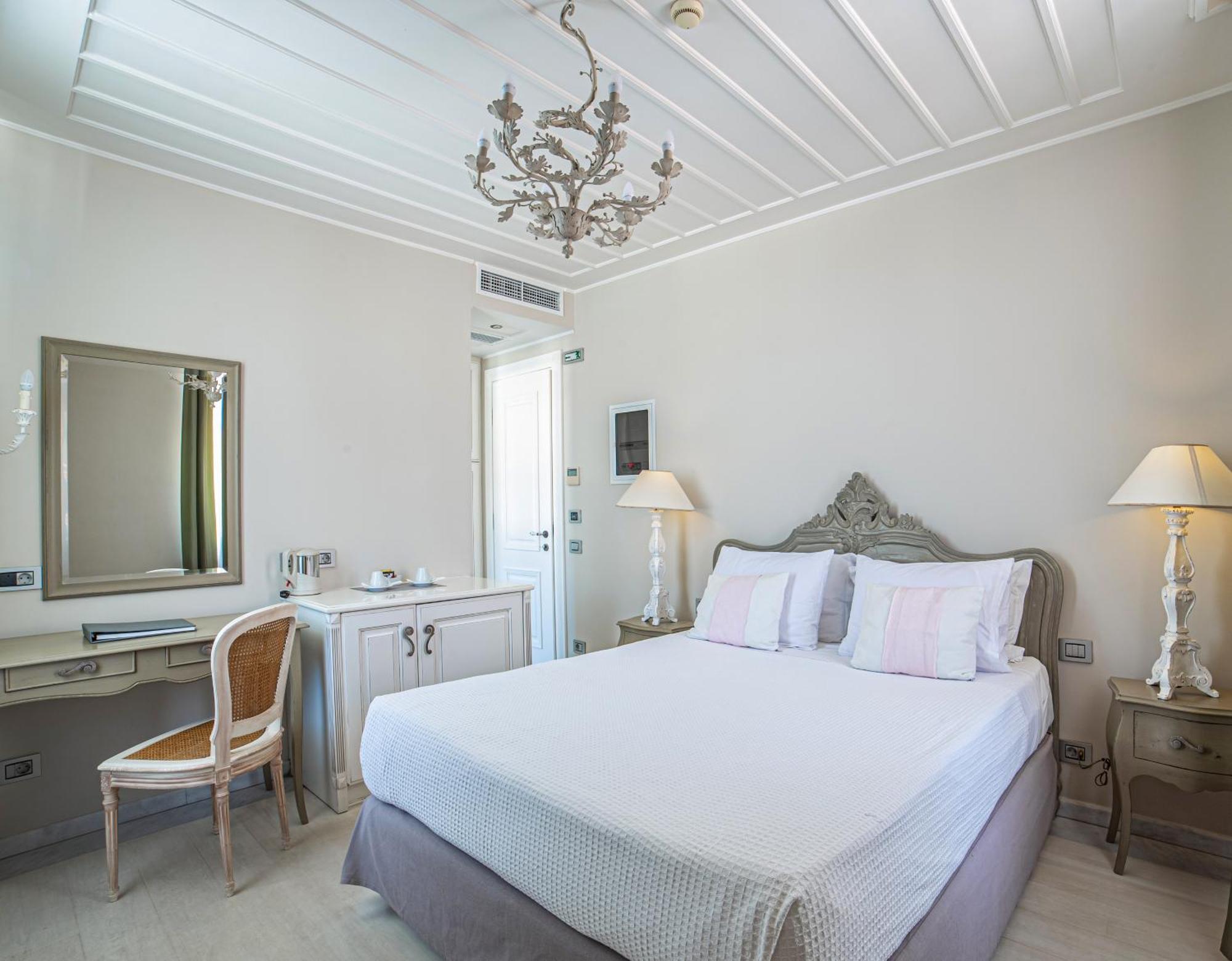 Micra Anglia Boutique Hotel & Spa Andros Town Ngoại thất bức ảnh