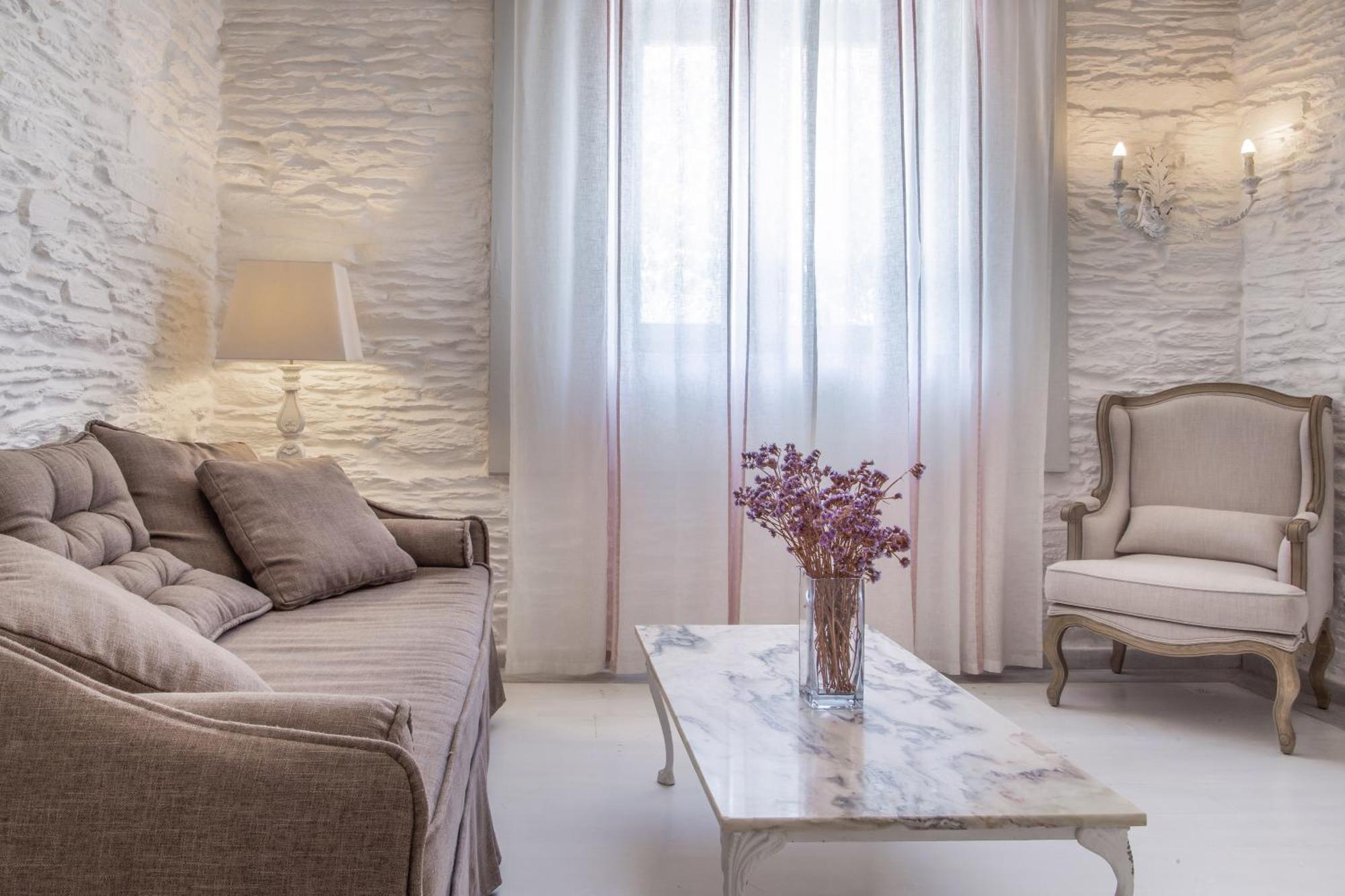 Micra Anglia Boutique Hotel & Spa Andros Town Ngoại thất bức ảnh