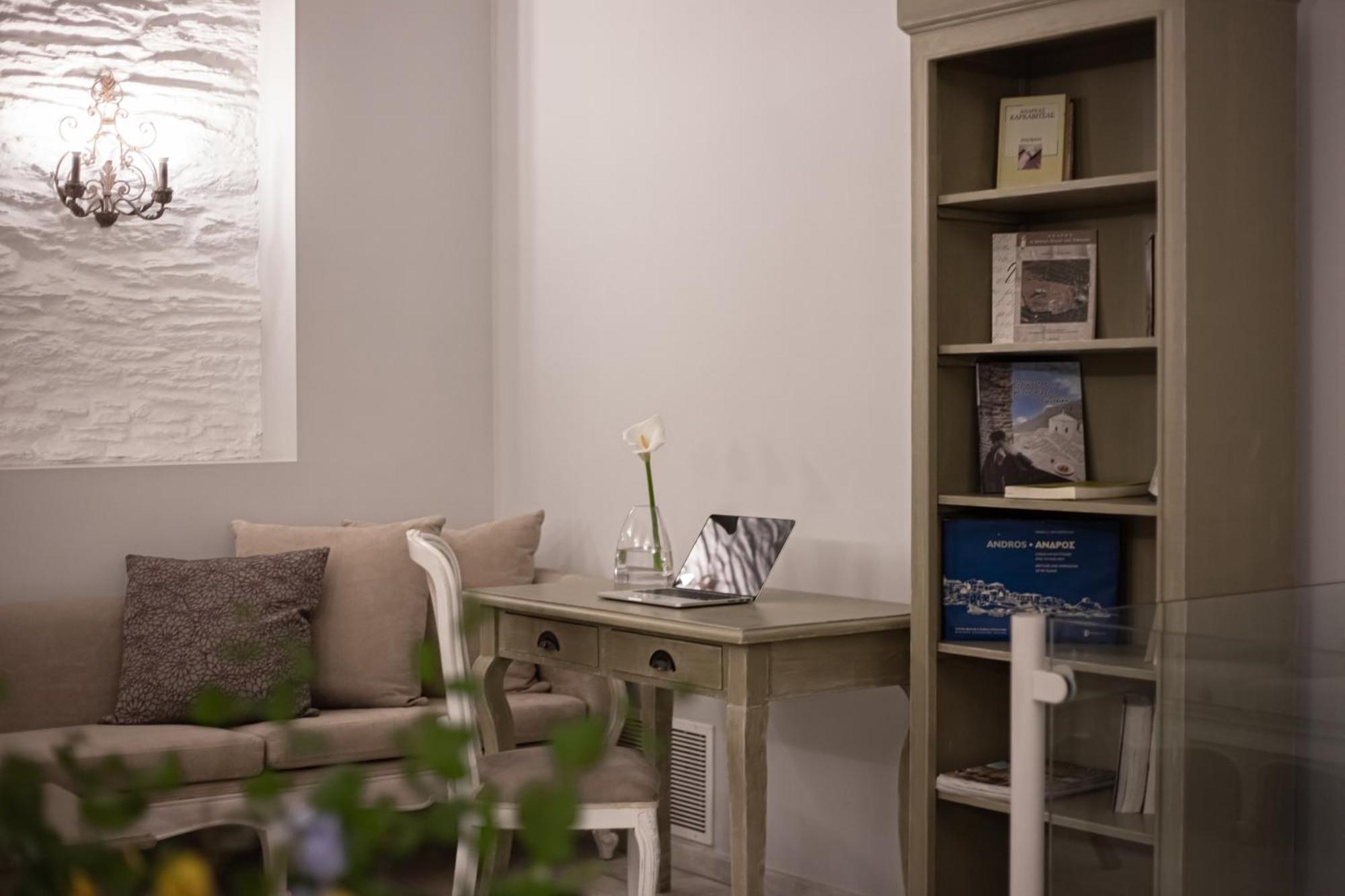 Micra Anglia Boutique Hotel & Spa Andros Town Ngoại thất bức ảnh