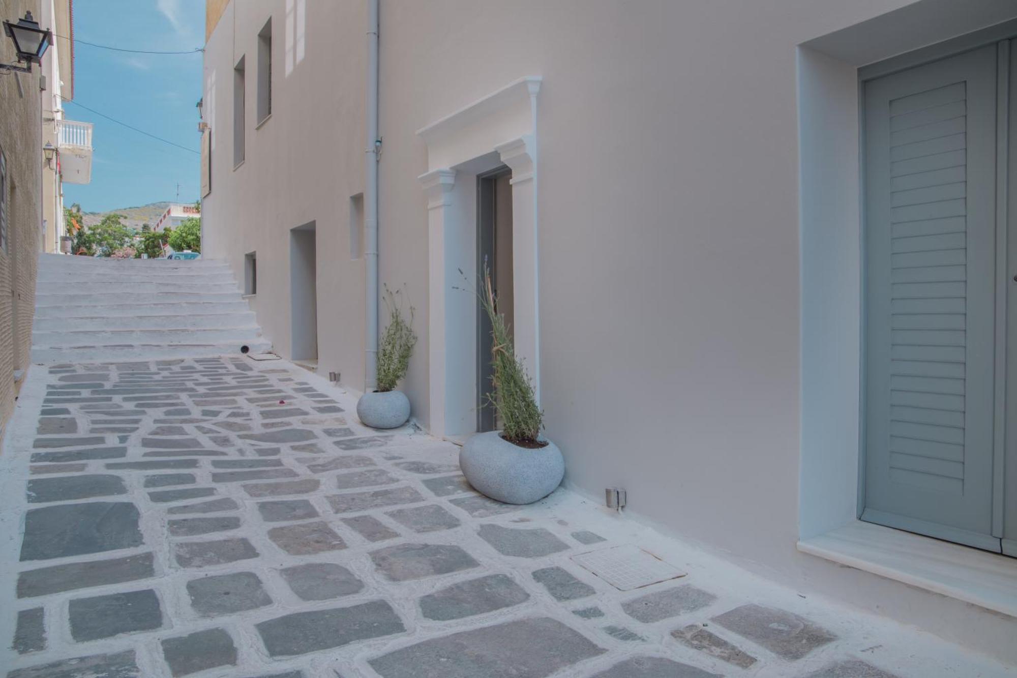 Micra Anglia Boutique Hotel & Spa Andros Town Ngoại thất bức ảnh