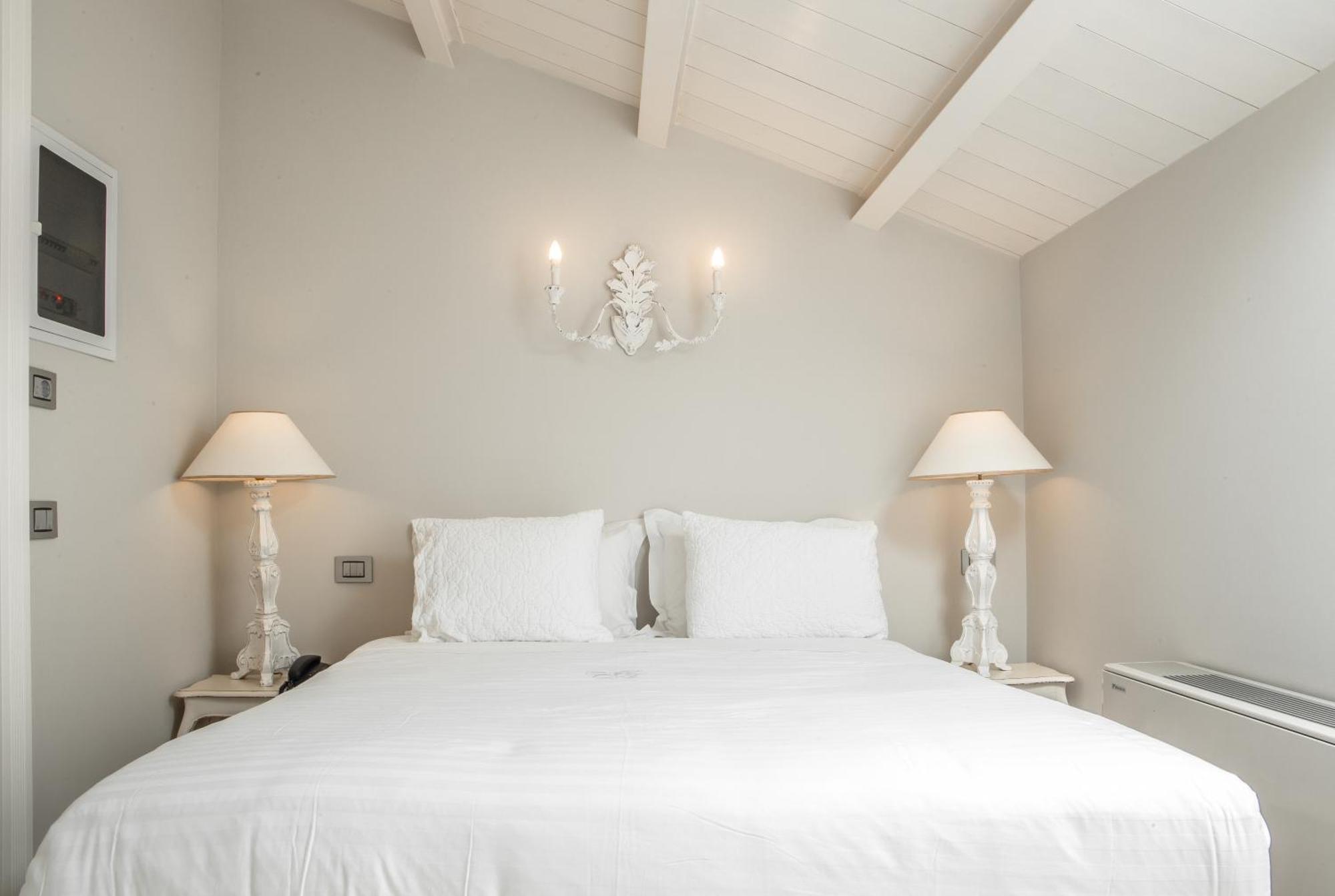 Micra Anglia Boutique Hotel & Spa Andros Town Ngoại thất bức ảnh