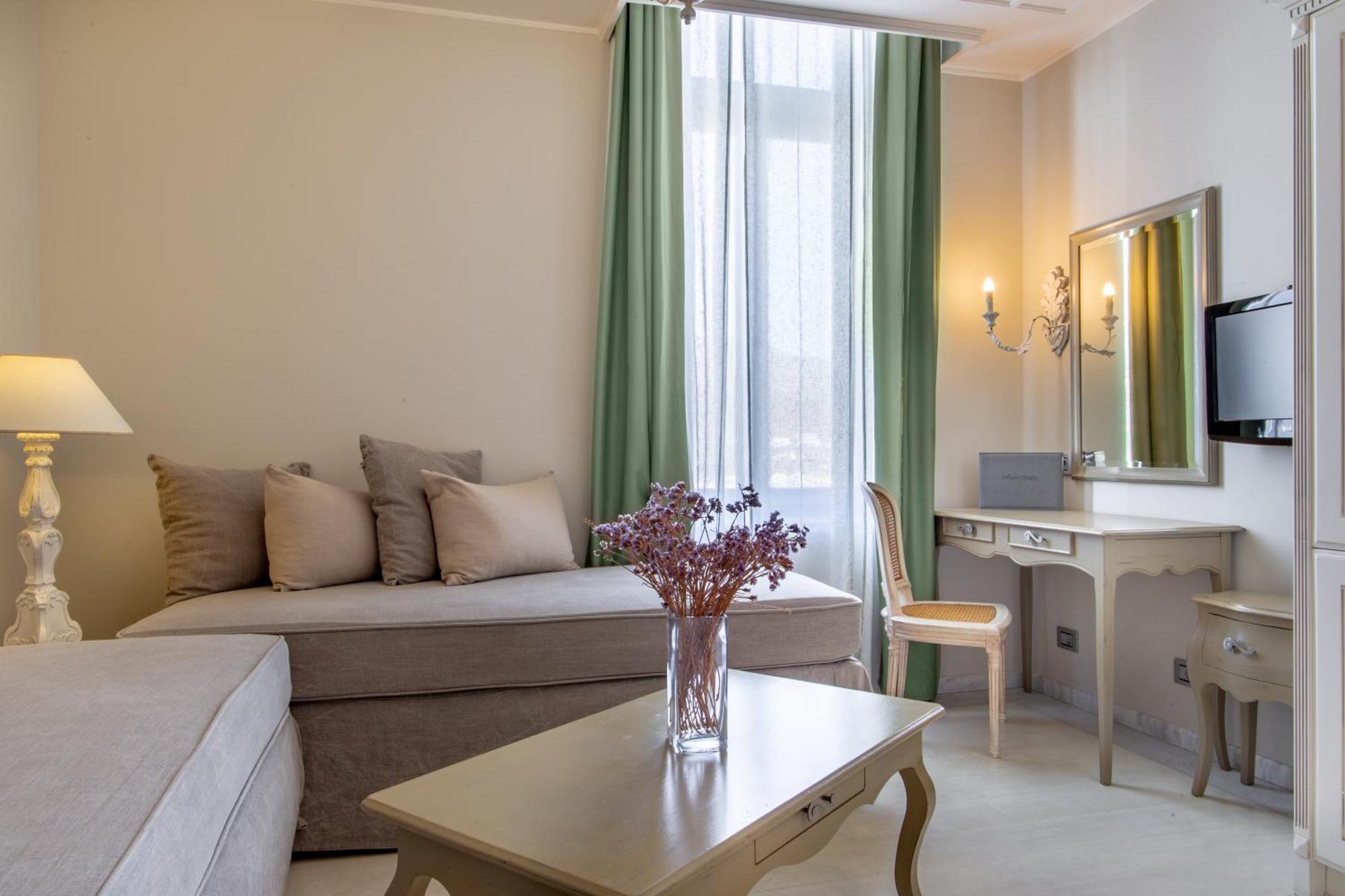 Micra Anglia Boutique Hotel & Spa Andros Town Ngoại thất bức ảnh
